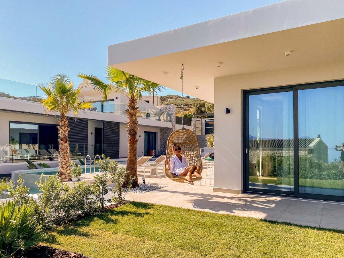 Villa Lydia I Superb Views, Two Pools, Next To The City Kíssamos Exterior foto